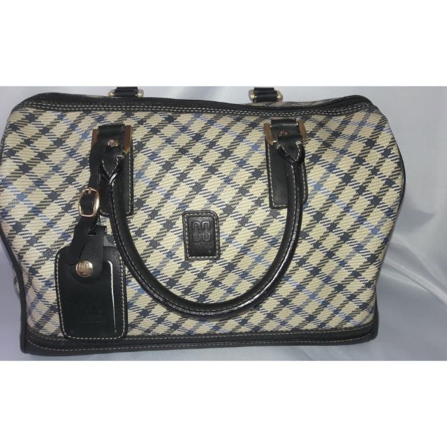 Authentic best sale daks bag