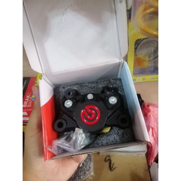 brembo 2pot caliper 10a copy w/ serial number mio/wave (disc and bolt not included) Shopee