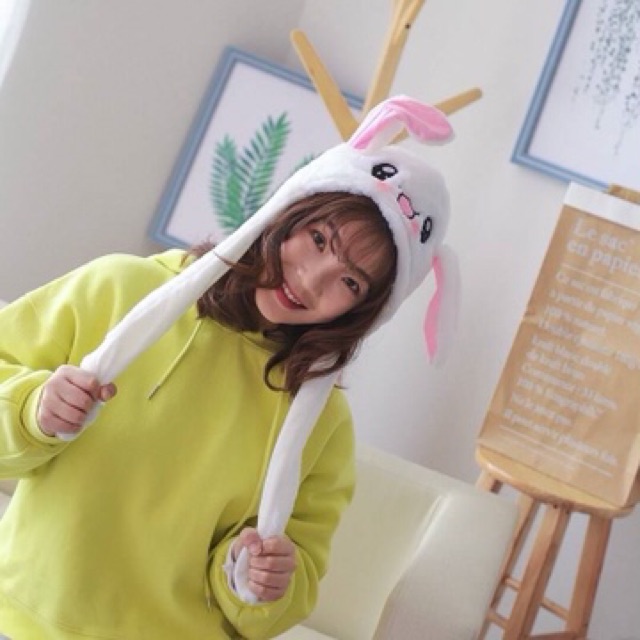 Loh Me. | A Rabbit Ear Hat That Can Move Ears Flickering It Is Very ...
