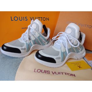 LOUIS VUITTON Calfskin Technical Nylon LV Archlight Sneakers 40