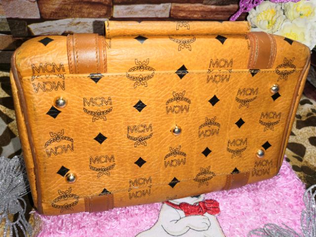 MCM Doctor's Bag. Please see our FB page SSDonlinestore.