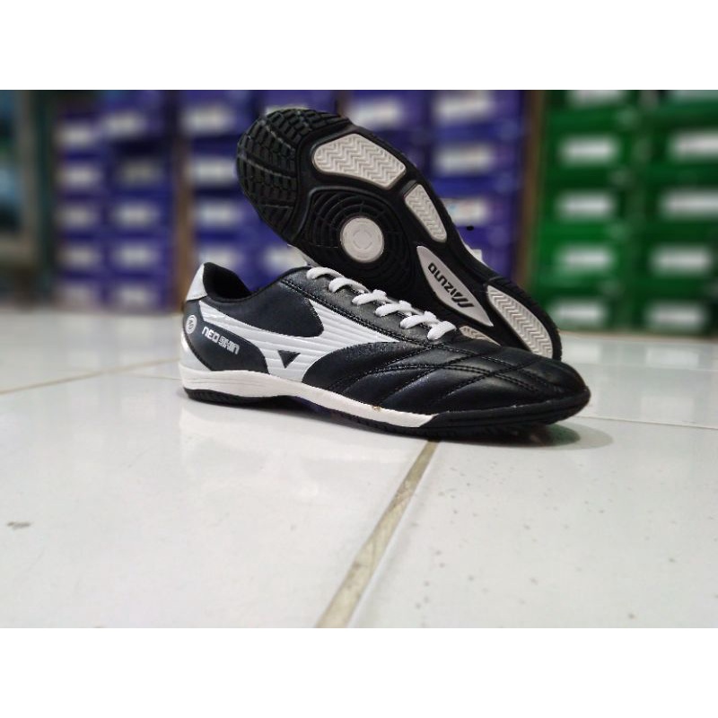 Professional mizuno futsal Shoes