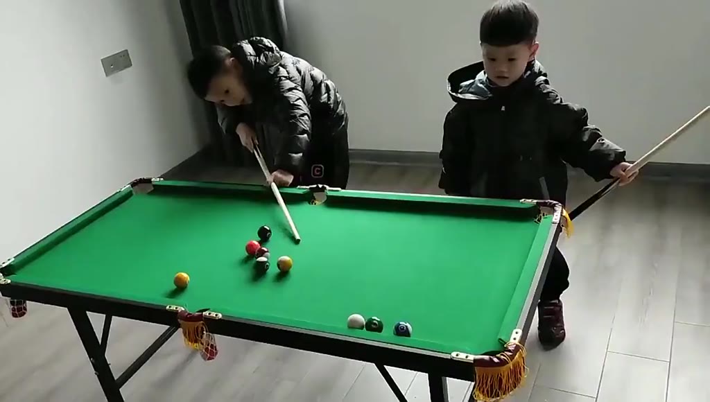 New 47*25.6 inches Mini billiard Table for Kids adjustable metal legs ...