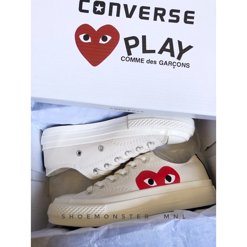 Converse shoes with hot sale the heart