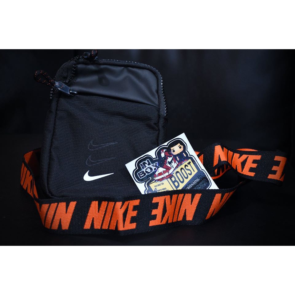 NIKE SPORTSWEAR ESSENTIALS HIP PACK (SMALL) | Shopee Philippines