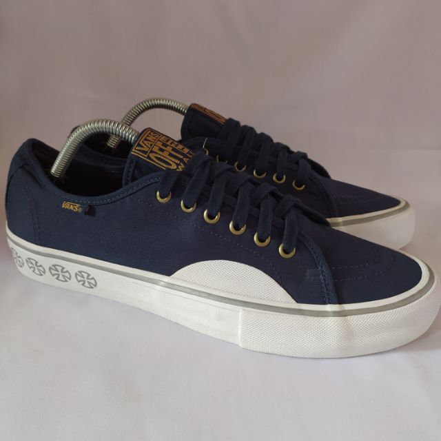 Vans av outlet classic x independent