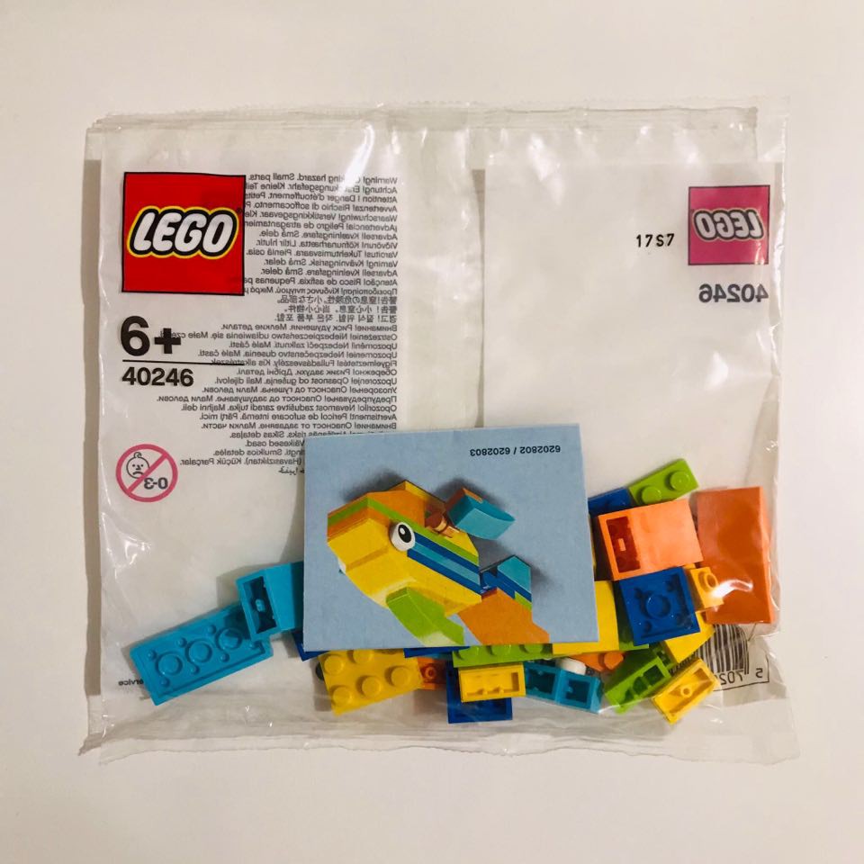 Brick Freak Lego Monthly Mini Model Build Set - 2017 08 August, Rainbow ...