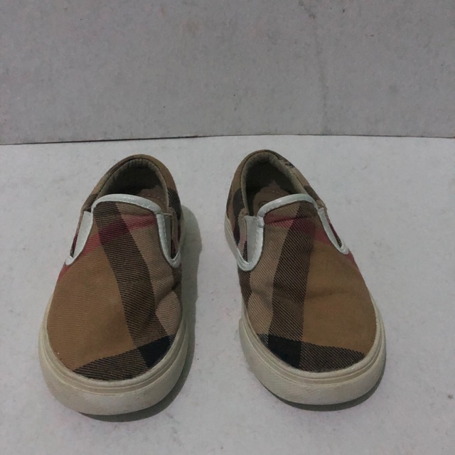 Burberry toddler 2024 shoes sale