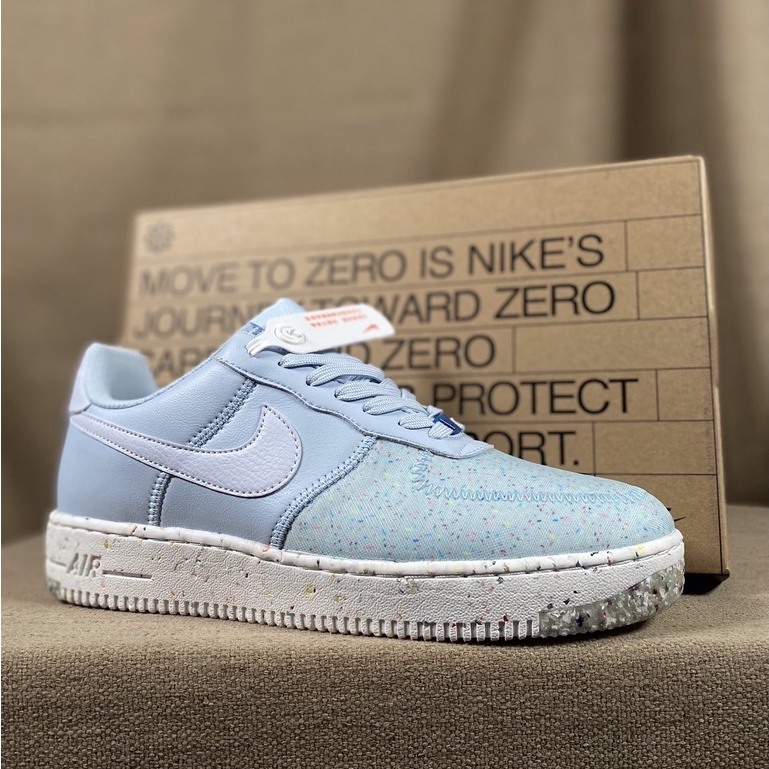 Light blue best sale mens nike shoes