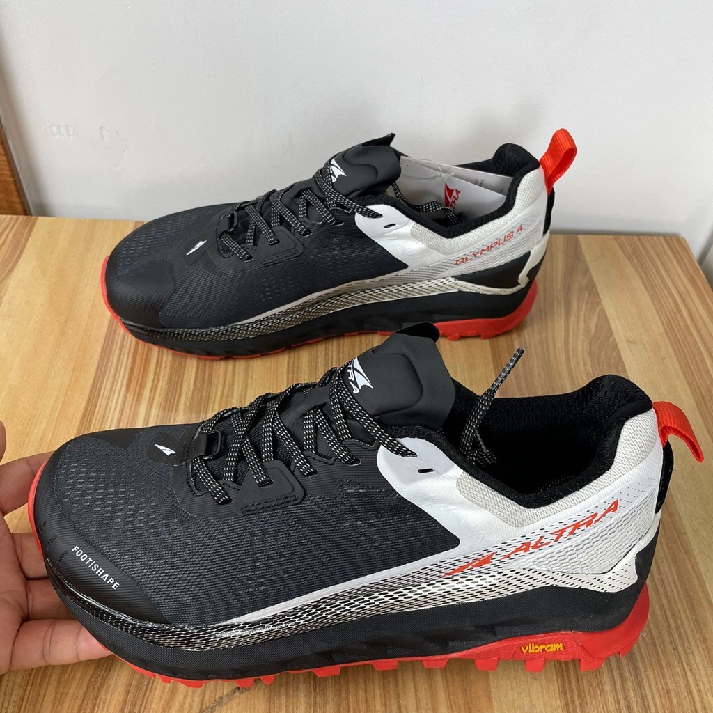 Ready Stock Altra Olympus 4.0 series high end professional cross country running shoes and outdoor hiking shoes