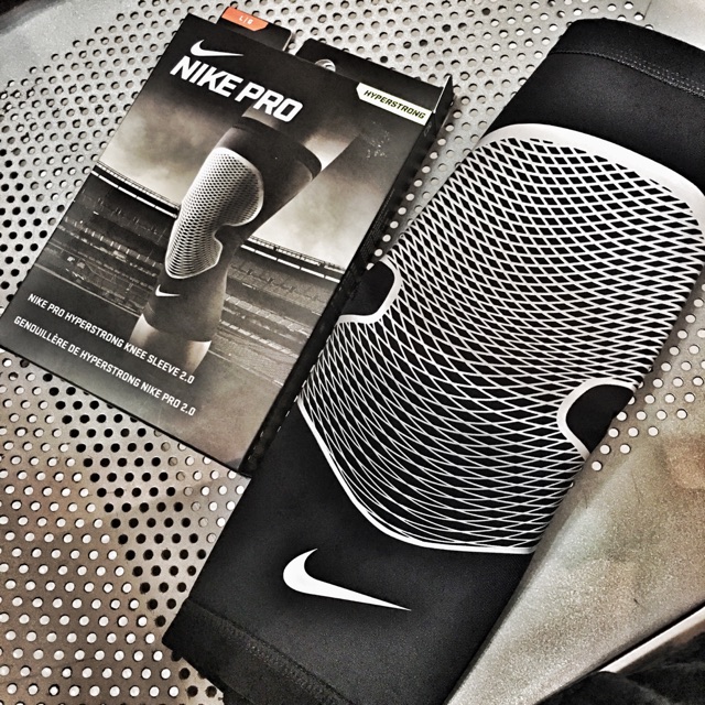 nike pro hyperstrong knee sleeve 3.0
