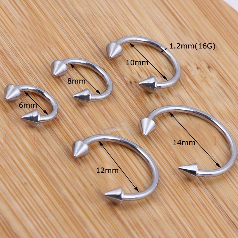 Horseshoe on sale earring cartilage