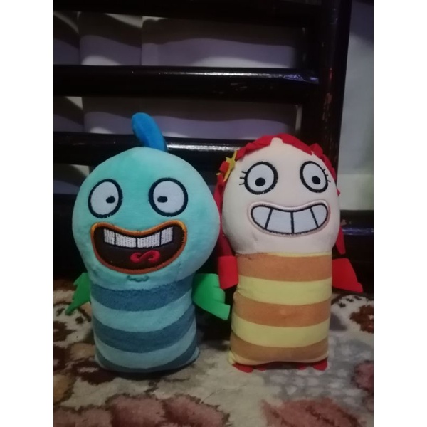 BEA AND MILO CHARACTER FISH HOOKS STUFFTOY DUO BUNDLE (RARE FINDS