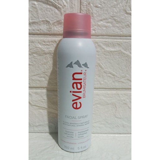 5.0 oz Natural Mineral Water Facial Spray - Evian Mineral Spray
