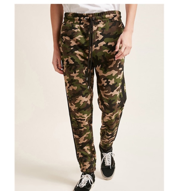 Forever 21 camo discount joggers