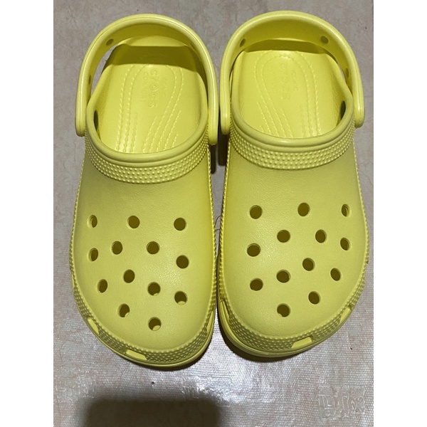 W5 size in online crocs