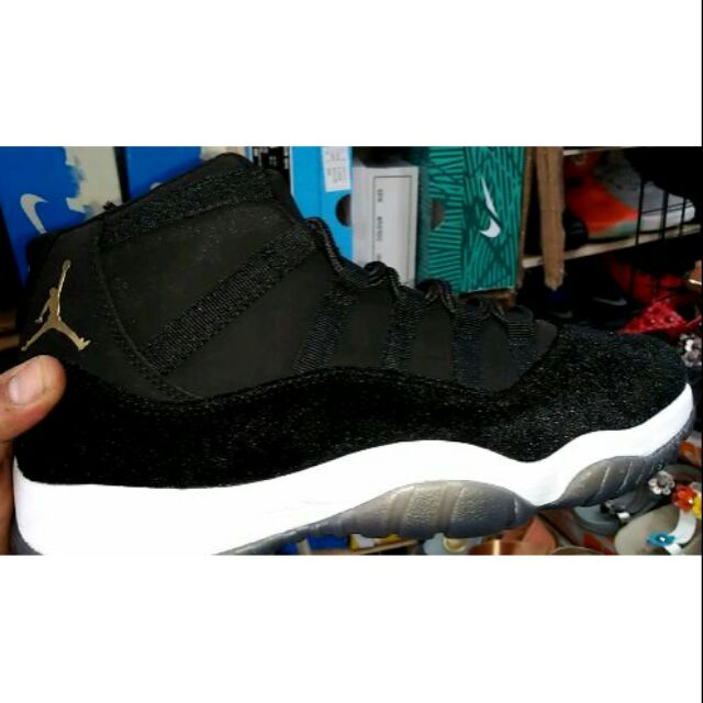 JORDAN 11 GAMUZA J11 Space jam also available Shopee