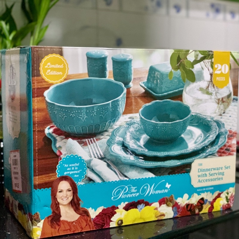 Pioneer woman cheap dinnerware set