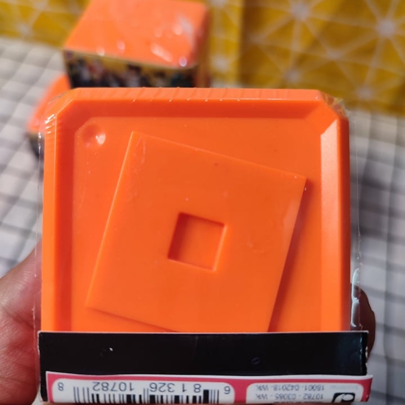 Roblox toy box series 8 celebration Genuine With Code | Shopee Philippines