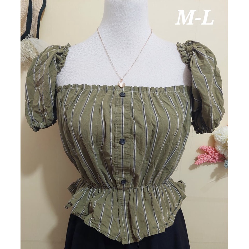 Bayleaf Clothing Korean Style TwoWay Green Puff Blouse / OffShoulder