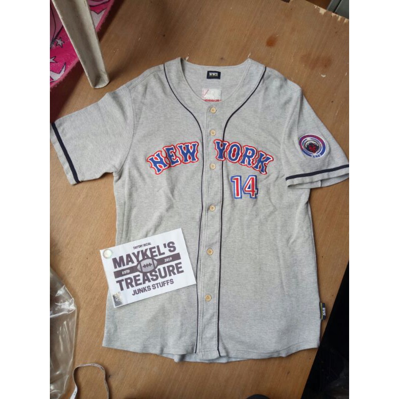 MLB New York Mets Adult Button - Down Jersey
