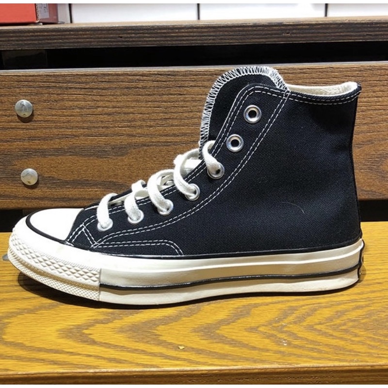 Sepatu converse 70s original shops di