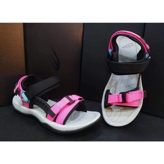 World balance sales sandals