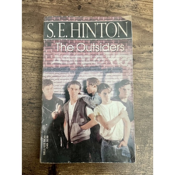 The Outsiders by S.E. Hinton | Shopee Philippines