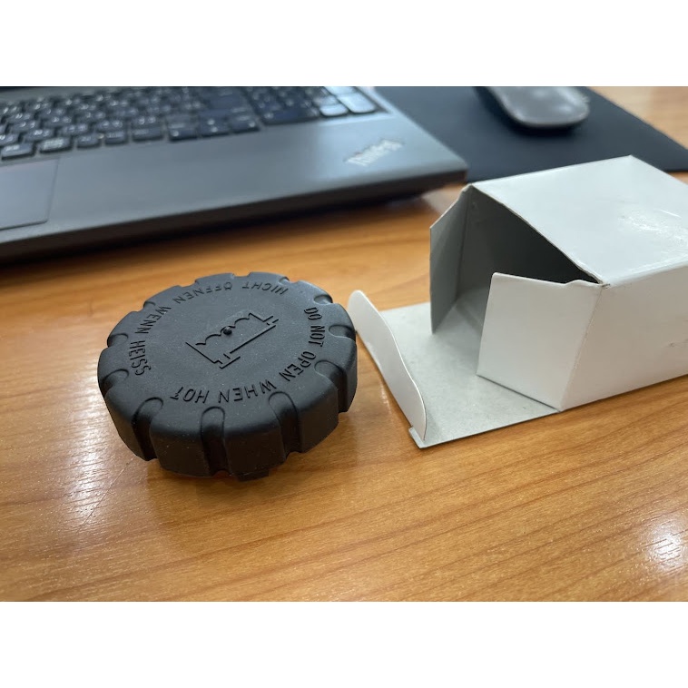 Radiator cap Radiator cap, radiator cap, MERCEDES BENZ E-Class W212 204 ...