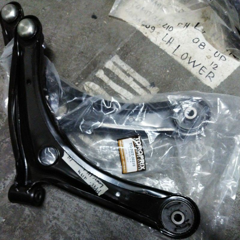 Suspension Arm Assembly Lower Mitsubishi Lancer (2008-2012) | Shopee ...
