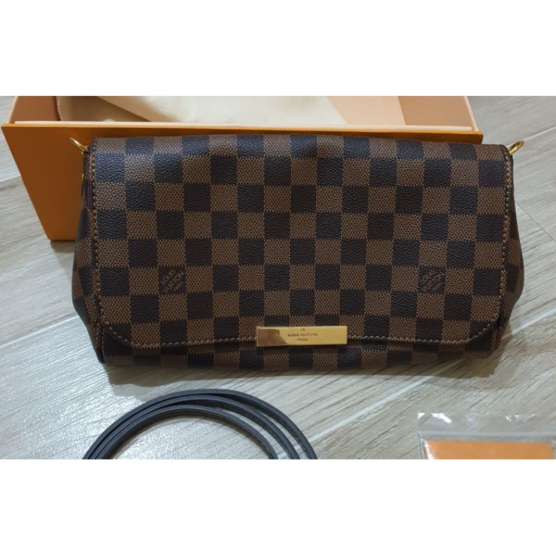 Louis Vuitton Damier Ebene Favorite MM w/ Strap