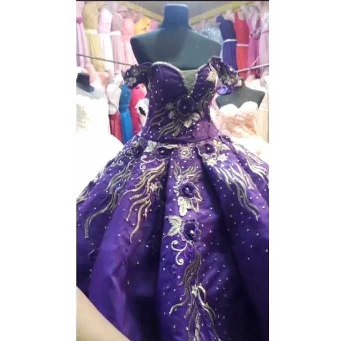 Violet store debut gown