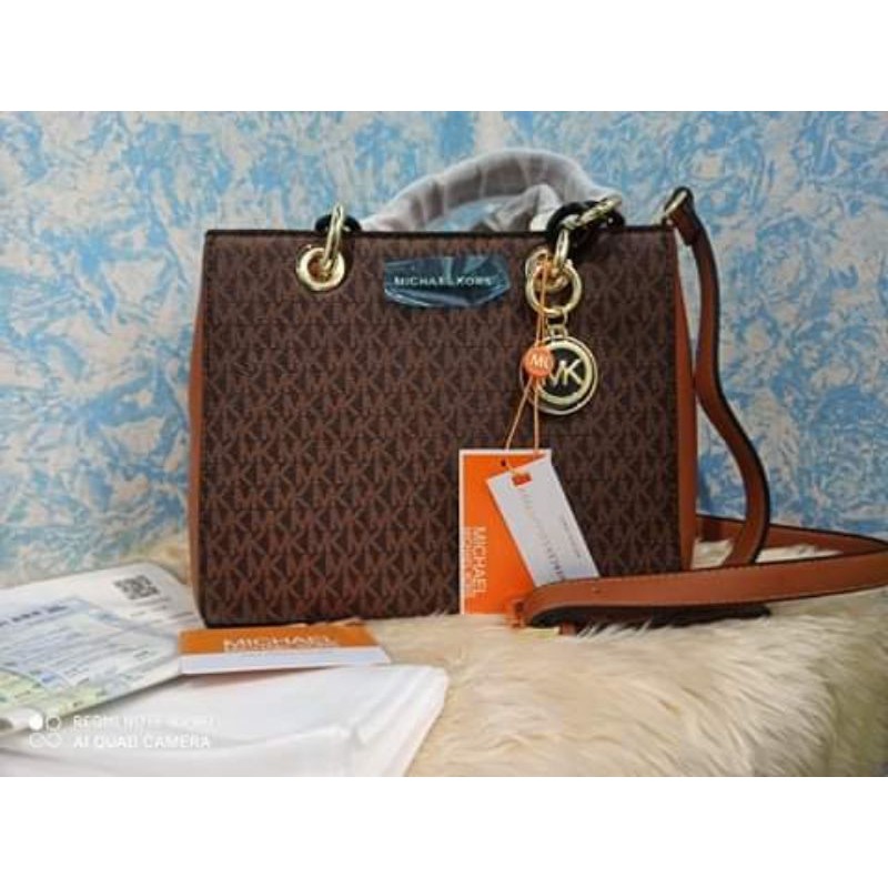 Michael kors handbag on sale quality