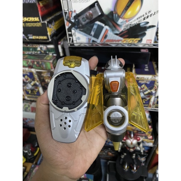 Dx the bee zecter the B Wrist (Rare) From the Mas Rider Kabuto Bandai ...
