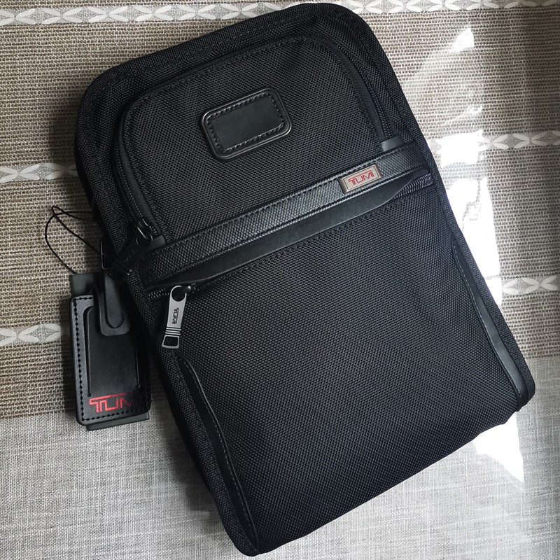 Tumi nylon messenger outlet bag