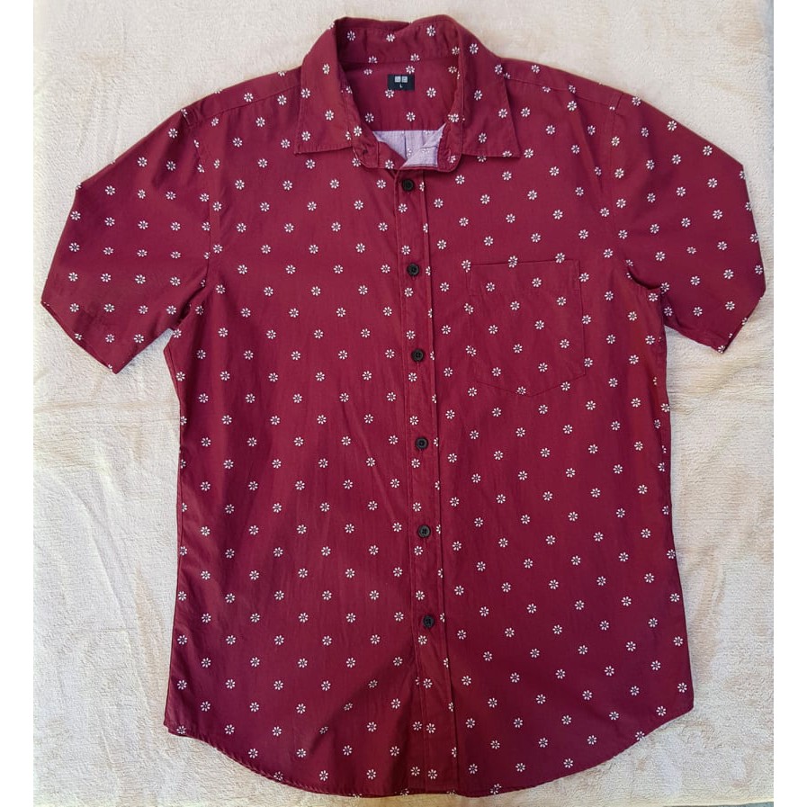 Uniqlo red polo shirt hotsell