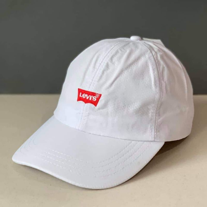 Hat levis online