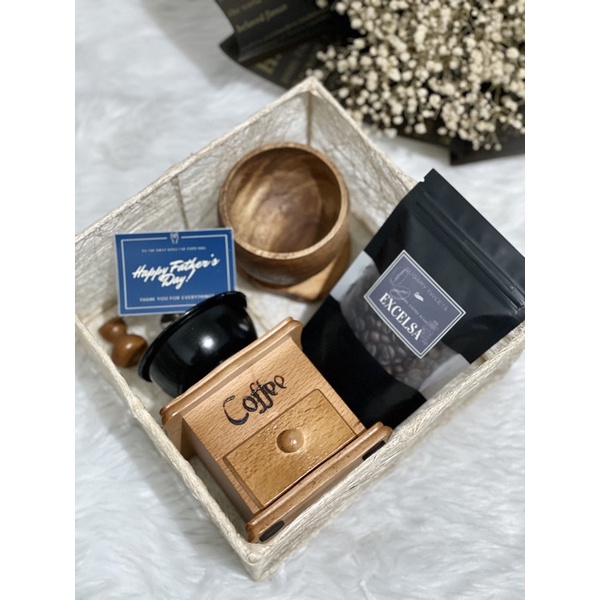 Vintage Coffee Grinder Gift set (w/ wooden mug) Shopee Philippines