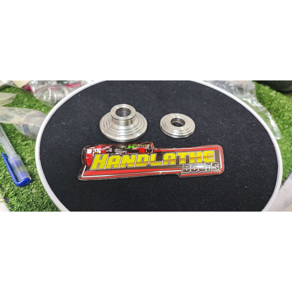 Rear spacer for raider 150 with wave 125S hub only street bike concept