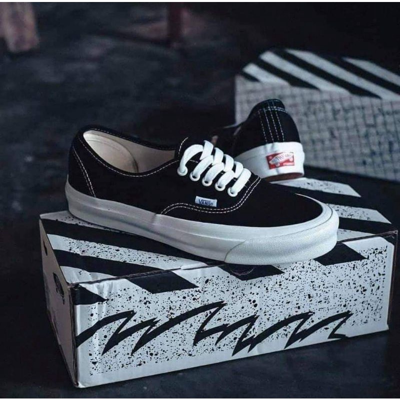 IMRAN POTATO X VANS VAULT KNU-SKOOL VR3 LX Joint Retro Embroidery Black  White Four-color Lace Casual Sneakers-1702