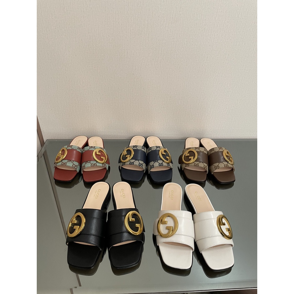 Gucci logo slippers store