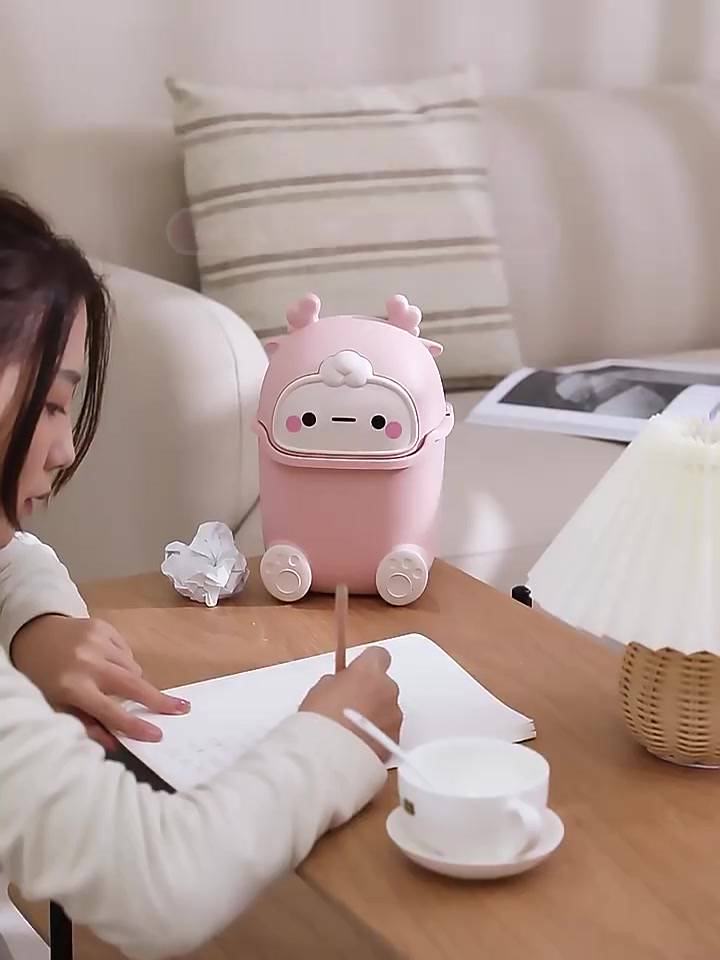 Cute Little Elk Desktop Flap Trash Can for Bedroom Dresser Keep Clean ...