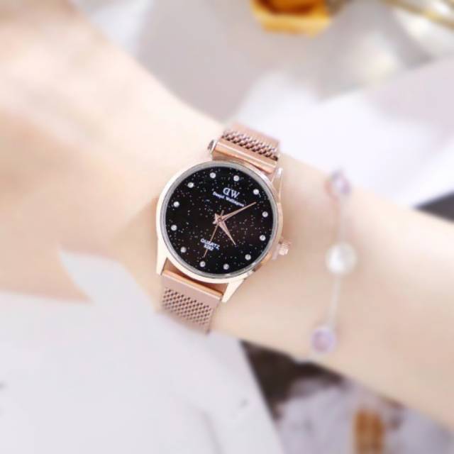 Korean Women's Watch DWE Diamond Strap Magnet 7 color variations ...
