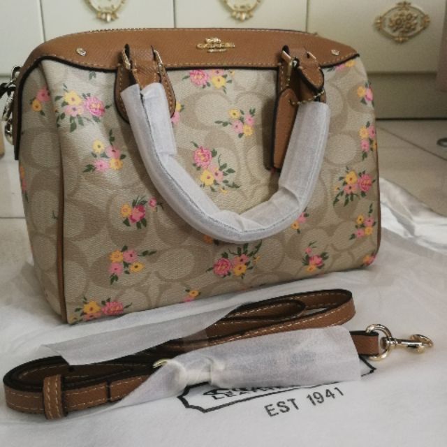 Coach on sale crossbody floral