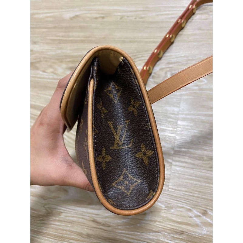 LV Florentine Beltbag, Luxury, Bags & Wallets on Carousell