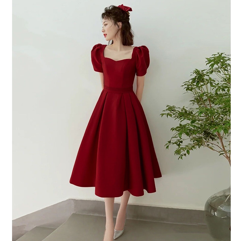 New Red Dress Simple Short Sleeve Host Show Slim Fashion Medium and Long Banquet Evening Dress