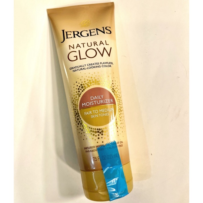 Jergens Natural Glow Daily Moisturizer Fair to Medium Skin Tones 221ml