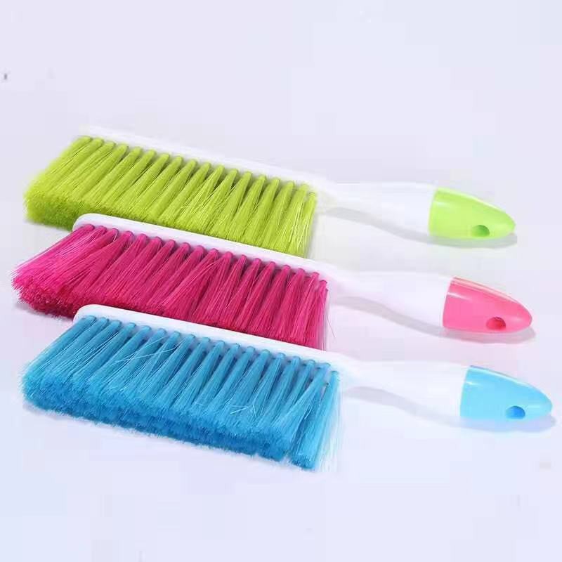 SOFT BRISTLES CLEANING BRUSH