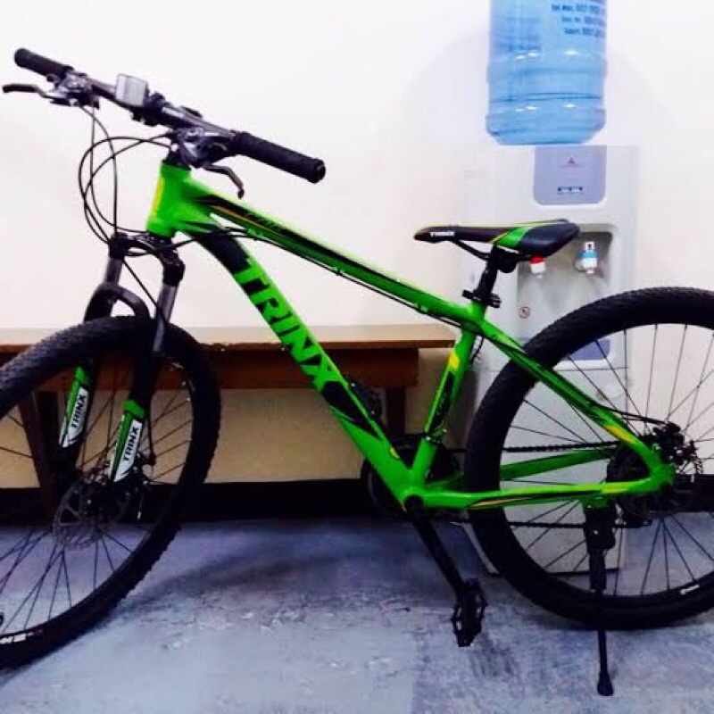 trinx mountain bike green
