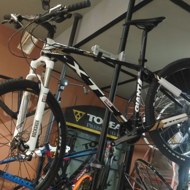 Giant Mtb xtc slr 2 27.5 bike unit sale Shopee Philippines